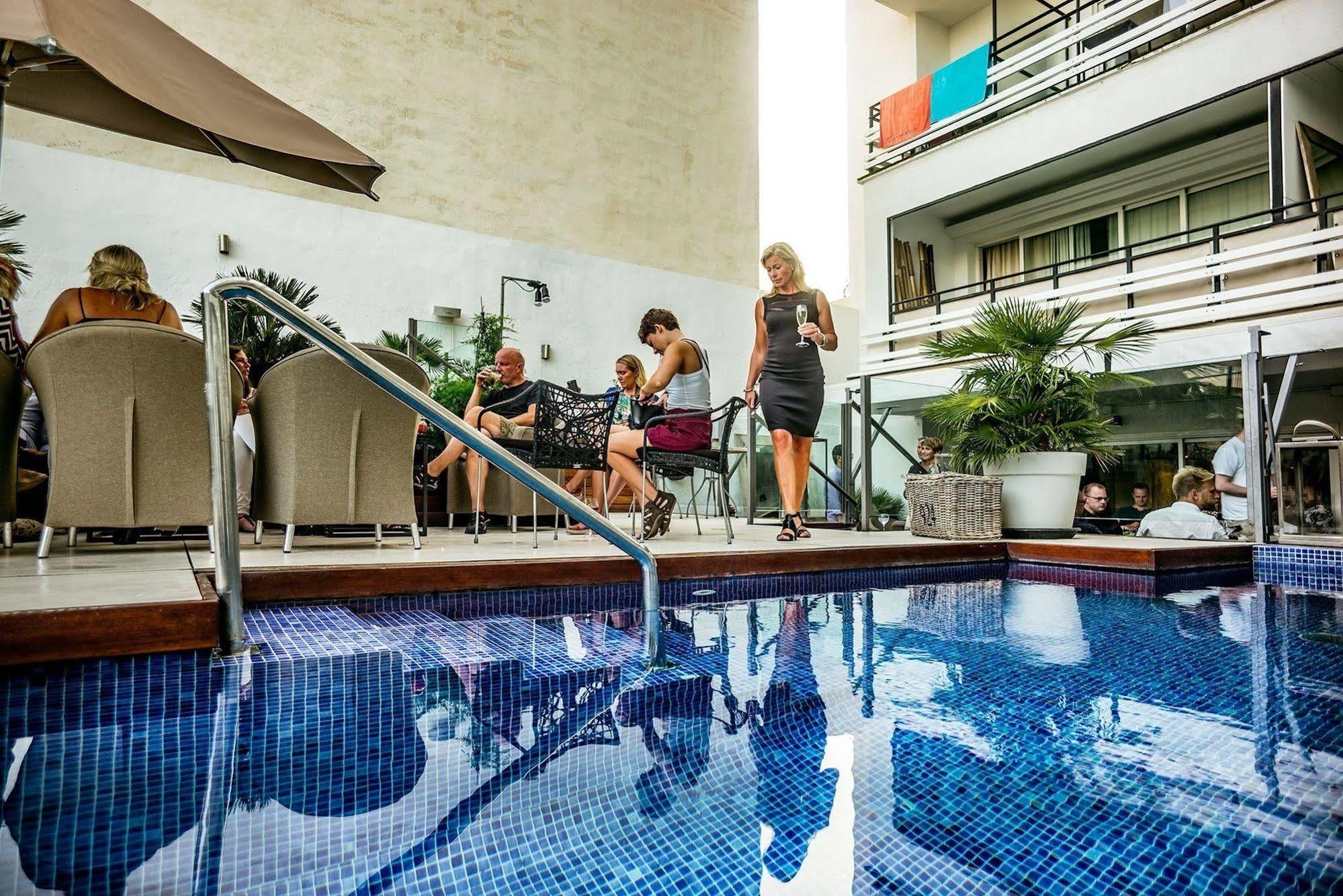 Hotel Feliz Палма де Майорка Екстериор снимка